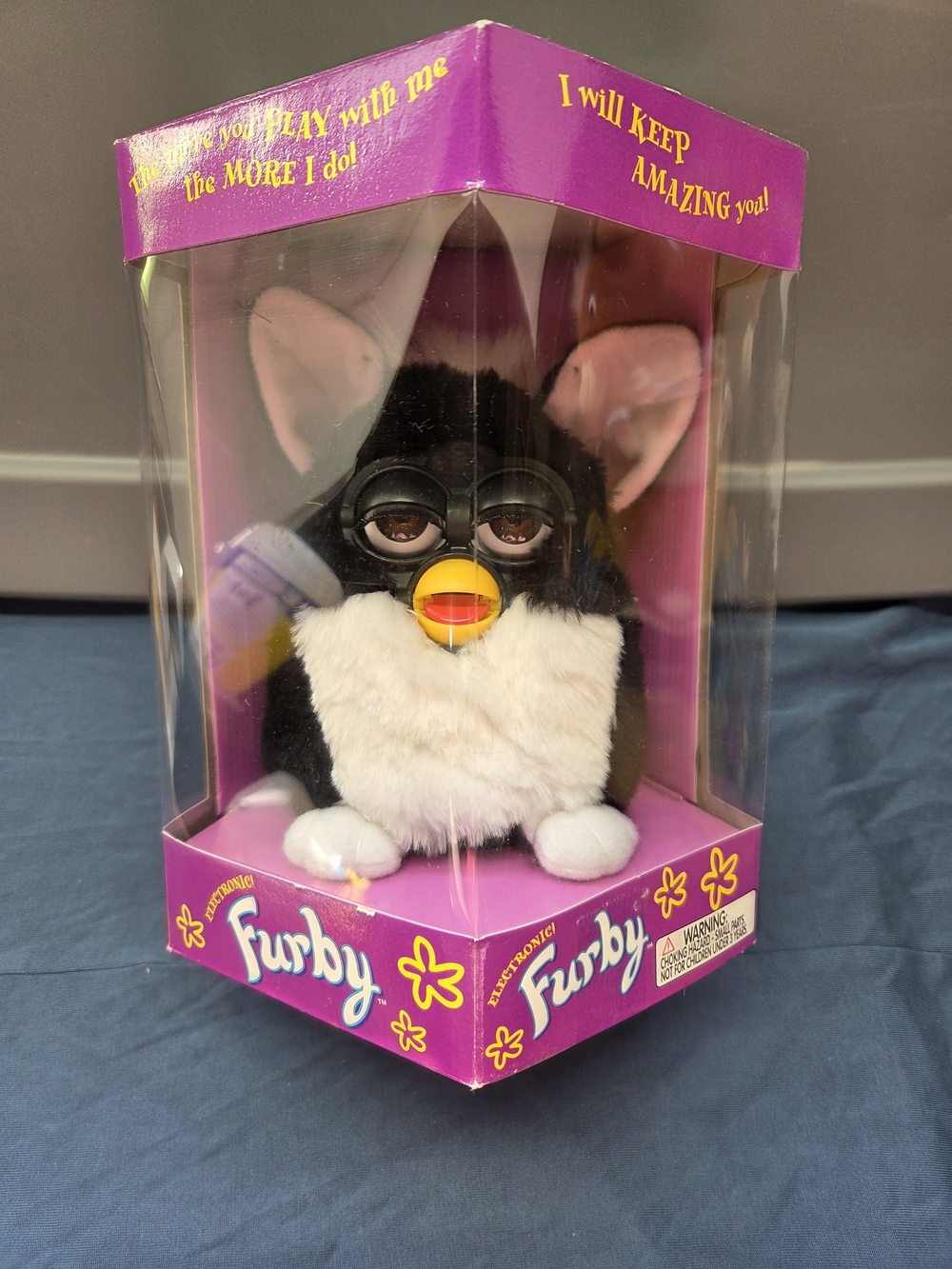 Rare 1998 Electronic Furby Skunk w/ Brown Eyes